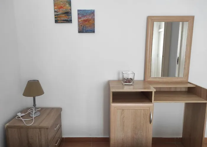 Komfort Апартаменты *